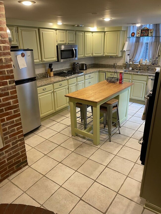 Photo - 646 W Bittersweet Pl Unit 4