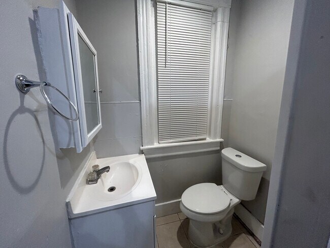 Photo - 802 N 8th St