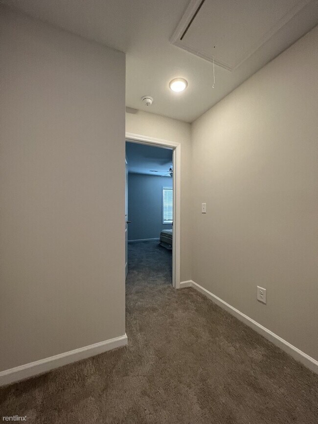 2 br, 2.5 bath House 3704 S Mebane St Rental House Rental in