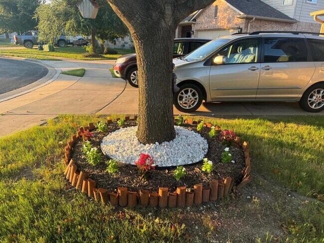 Photo - 105 Sandy Lyle Cove