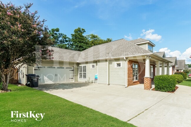 Photo - 236 Stonecreek Pl