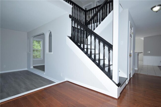 Photo - 2030 Hunters Trail Dr