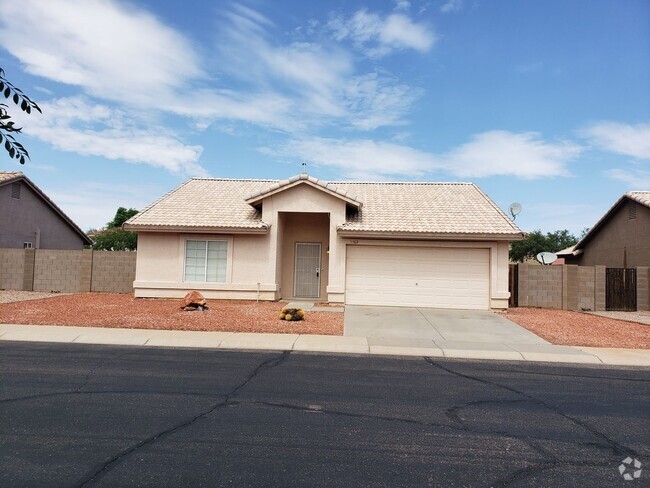 Building Photo - AVAILABLE NOW, FANTASTIC CHANDLER LOCATION!!! Rental