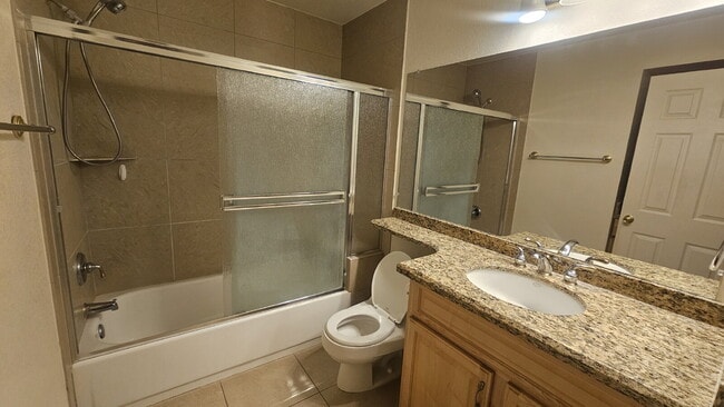 Photo - "Experience Tranquil Living: Beautiful 2-Bed, 2-Bath Condo with amazing amenities in Scottsdale!" Unit 2324