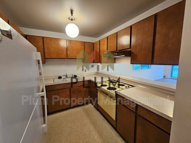 Photo - 1547 S Higgins Ave Unidad #207