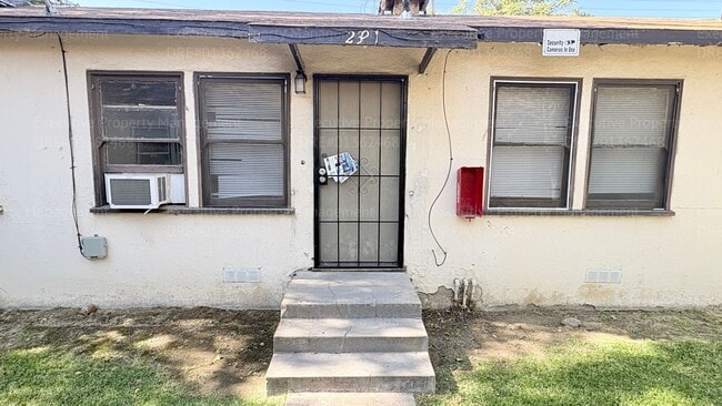 Building Photo - 1 bedroom/ 1 bathroom apartment near Bernard St/ Alta Vista Dr