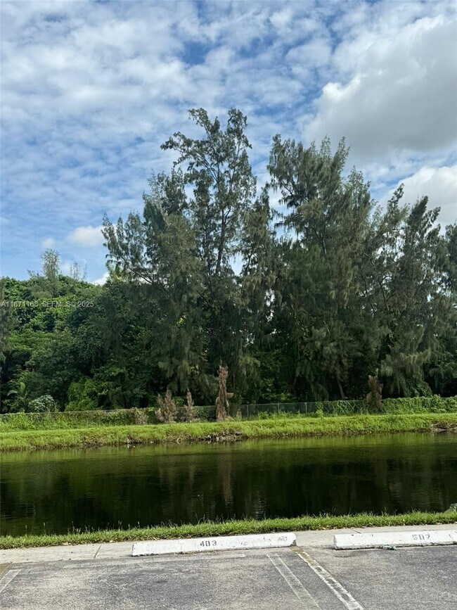 Photo - 16465 NE 22nd Ave Unit 617