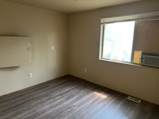 Photo - 207 20th Ave S Unit A