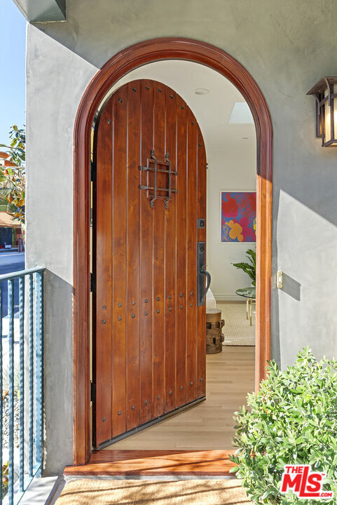 Photo - 8835 Betty Way