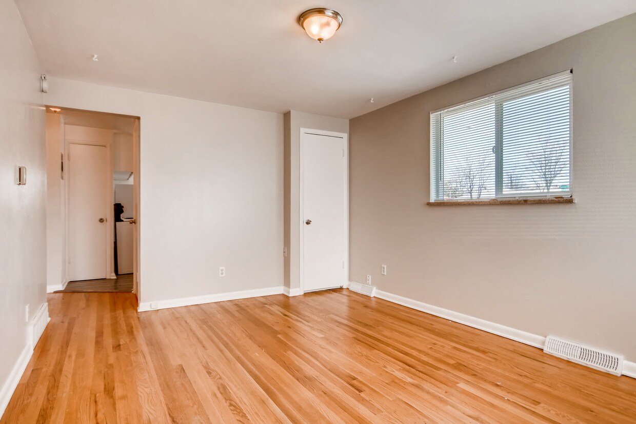 Photo - 3371 Sheridan Boulevard (Wheat Ridge, CO)