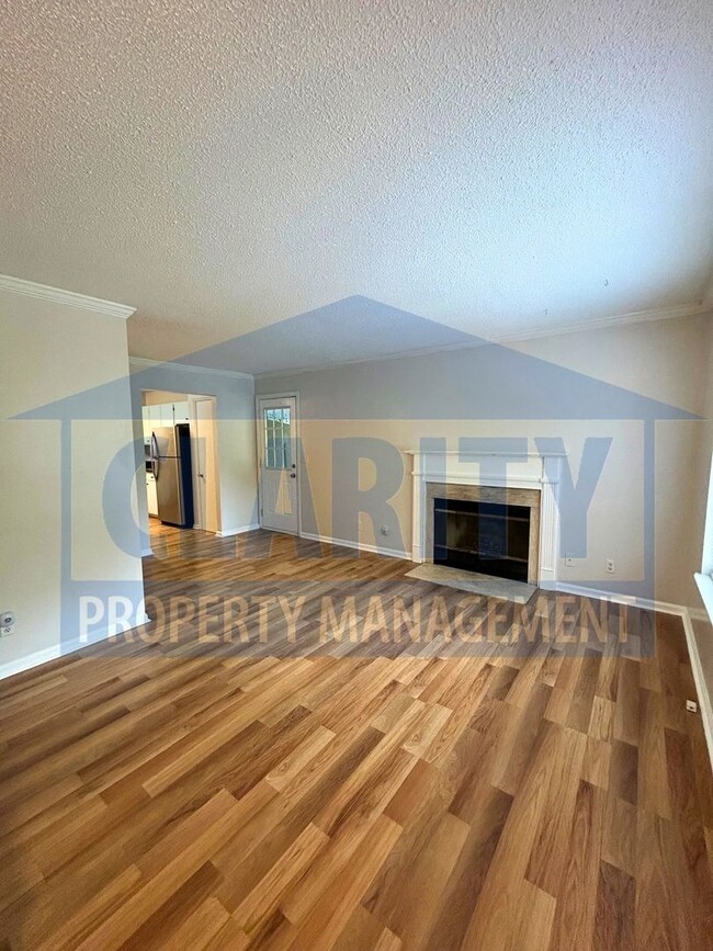 206 Cliftview Dr