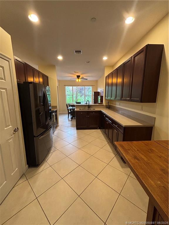 Building Photo - 262 SW Walking Path Rental