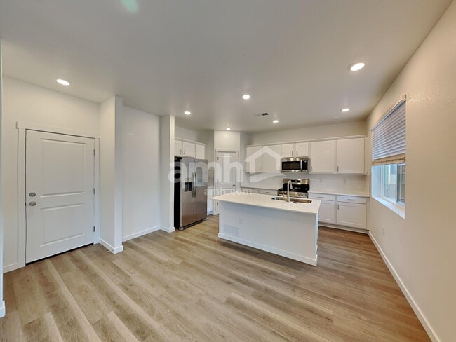 Photo - 26194 E Calhoun Pl