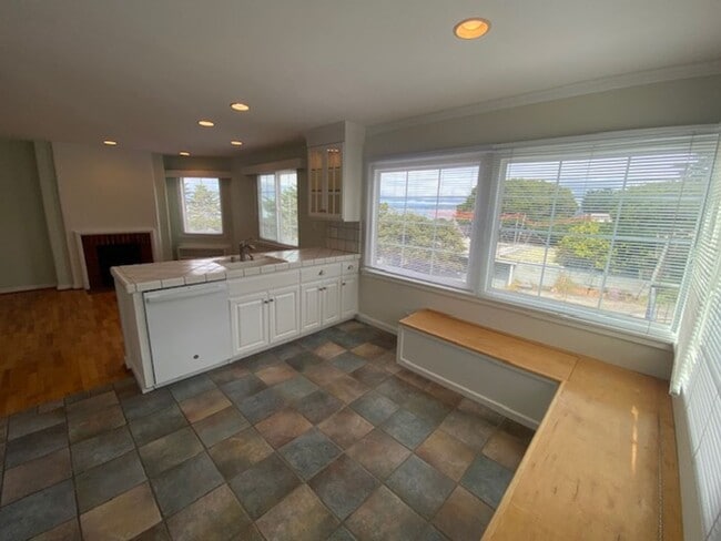 Photo - 204 5th St Unit 204 5th St.