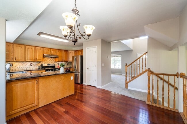 Photo - 7303 S Shady Wds Cir