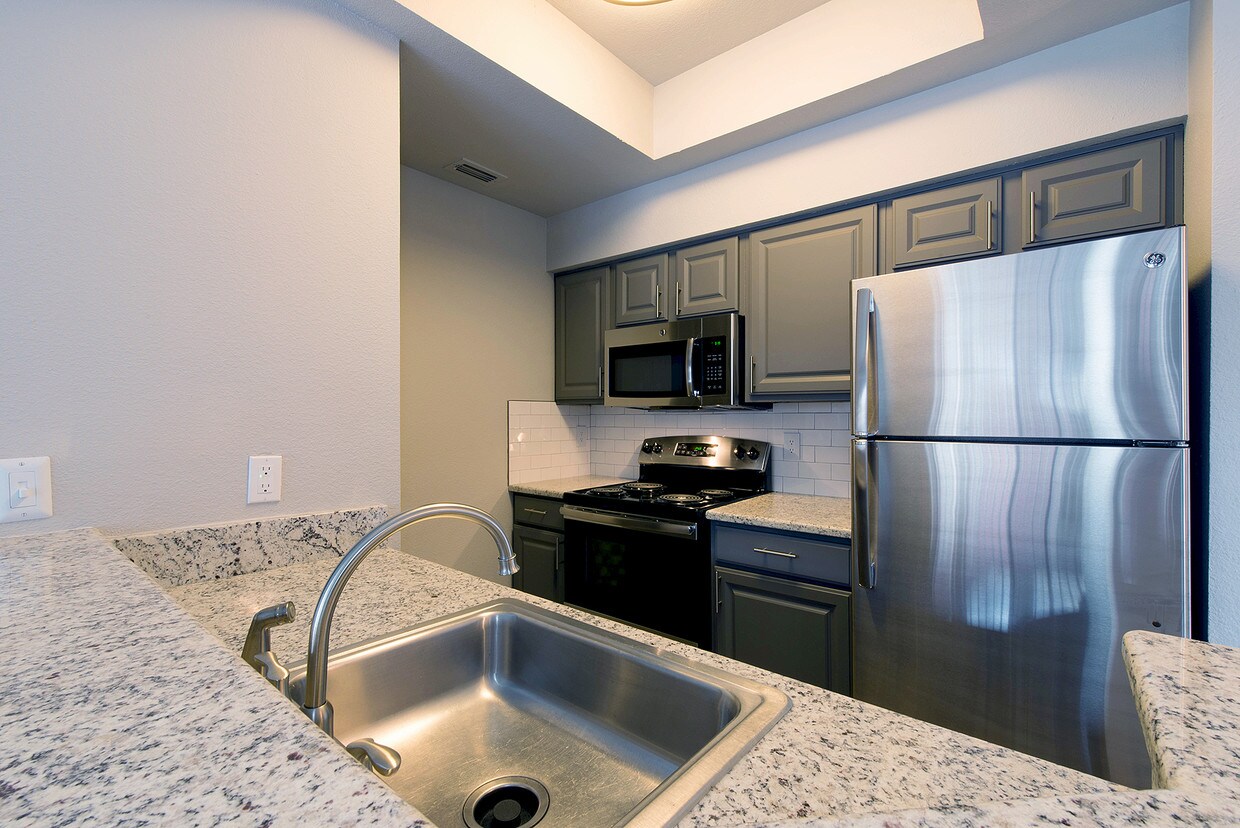 Everwood Apartments Off Campus Housing Webster Tx Everwood Apartments