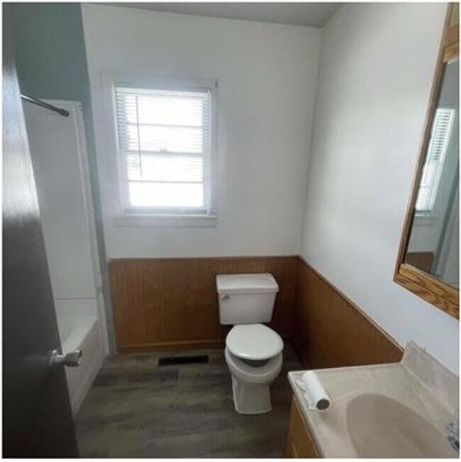 Photo - 4 Bed 2 Bath Split Level Home