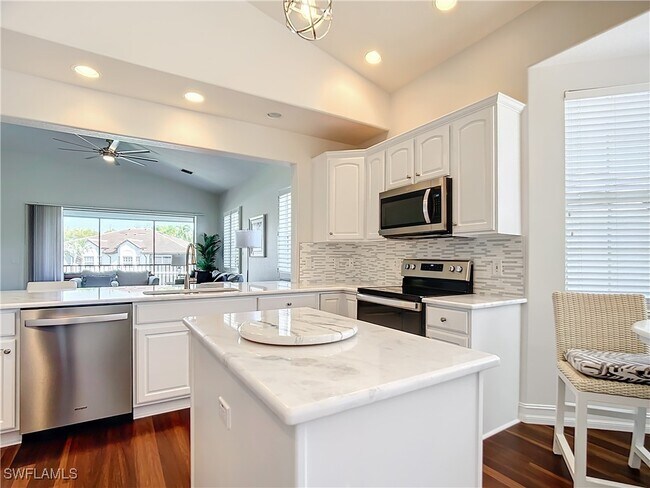 Photo - 4752 Stratford Ct Unit 1404