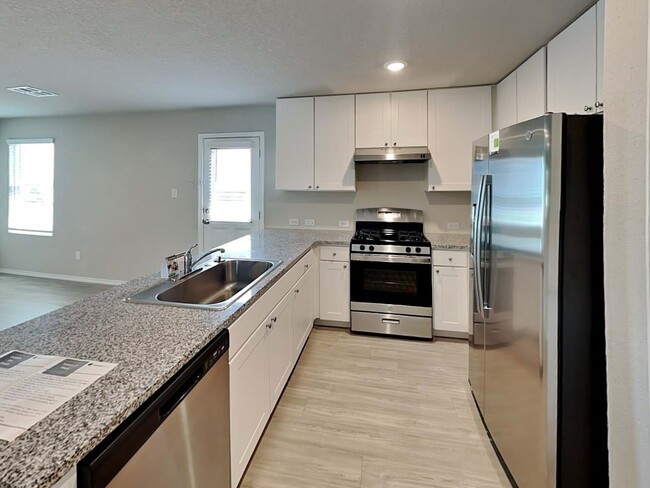 Photo - 10622 Varmus Dr