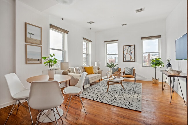 Building Photo - 109 Hamilton St Unit 54-60 McWhorter Rental