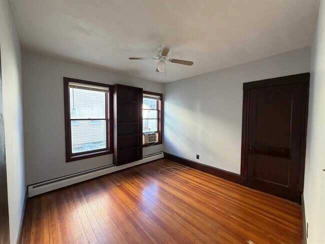 Photo - 31 Illinois Ave Unidad 1