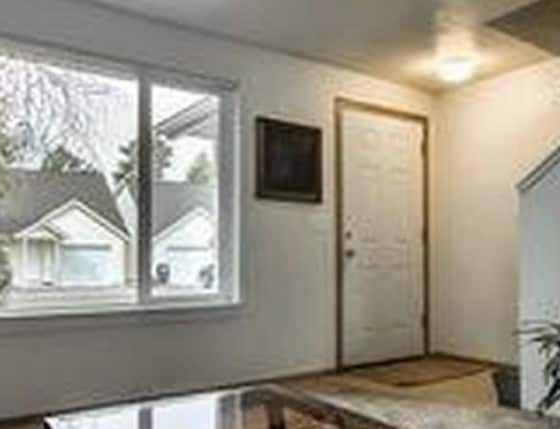 Photo - 416 22nd Ave SW