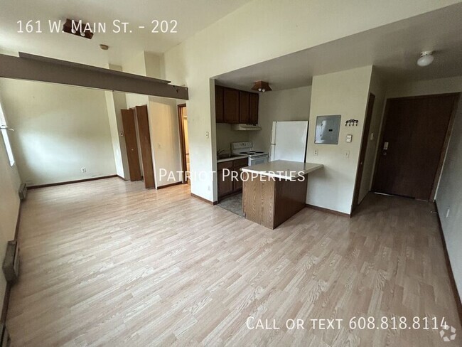 Building Photo - Studio in Downtown Whitewater, WI Unit 202 Rental