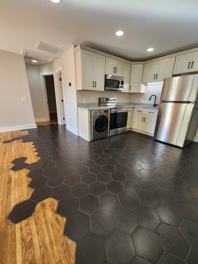 Photo - 2311 Bull St