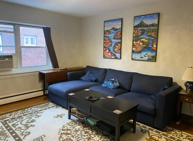 63 Selkirk Rd Unit 6