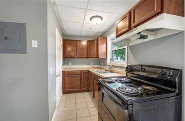 Photo - 151 Whipple St