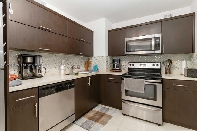 Photo - 100 Bayview Dr Unit 2014