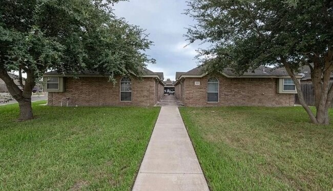 Building Photo - 3829 W Faith Hill St Unit 4