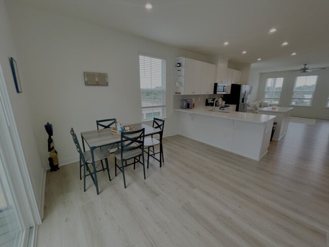 Photo - 4916 Old Pineville Rd