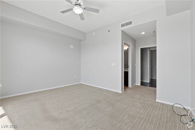 Building Photo - 8255 S Las Vegas Blvd Unit 1819 Rental