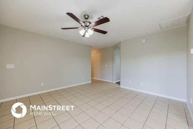 Photo - 3206 51st St W