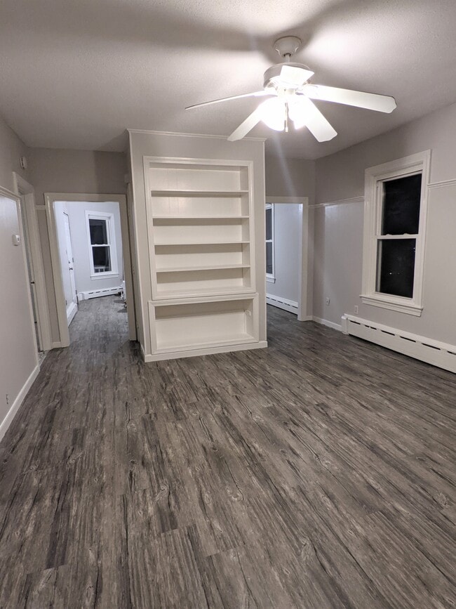 Building Photo - 27 Covell St Unit 1 Rental