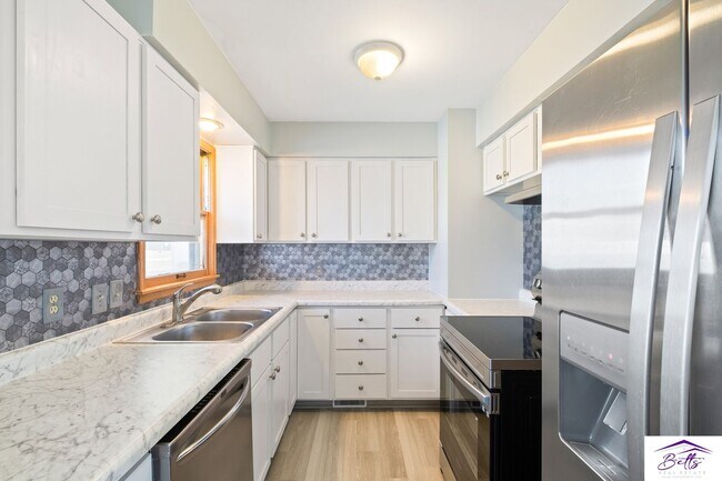 Photo - WELCOME HOME!