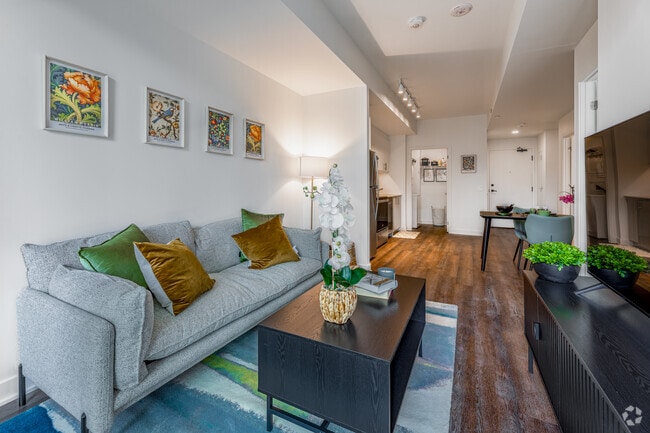 1BR + Den, 2BA - 734SF - Living Room