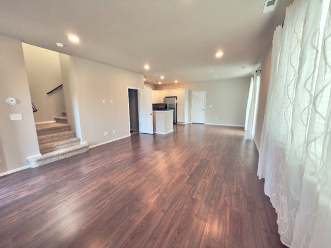 Photo - 3453 Juno St NE