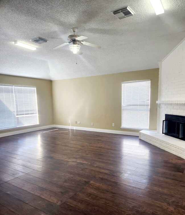 Photo - 6319 Pouter Dr