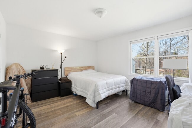 Photo - 8306 48th Ave