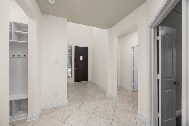 Photo - 8222 Lockridge Terrace Ln