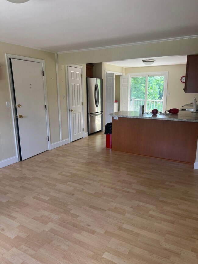 Photo - 5 Philbrick Ln