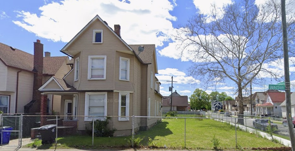 Photo - 1945 Junction Ave
