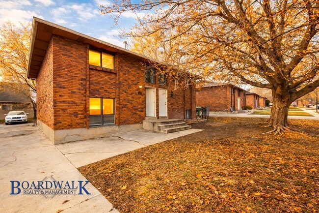 Photo - 233/235 E Julie Anna Drive Unidad 233 E Julie Anna