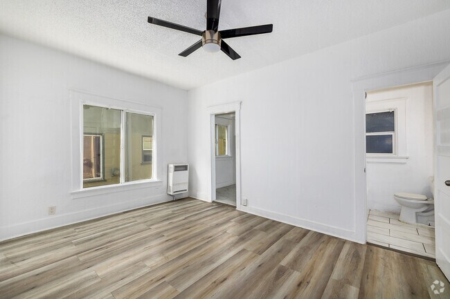 Studio -325SF - Living Room
