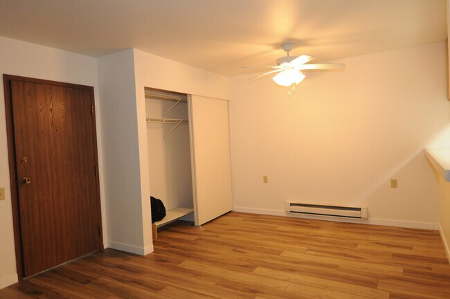 Photo - 5313 Brody Dr Unidad 102