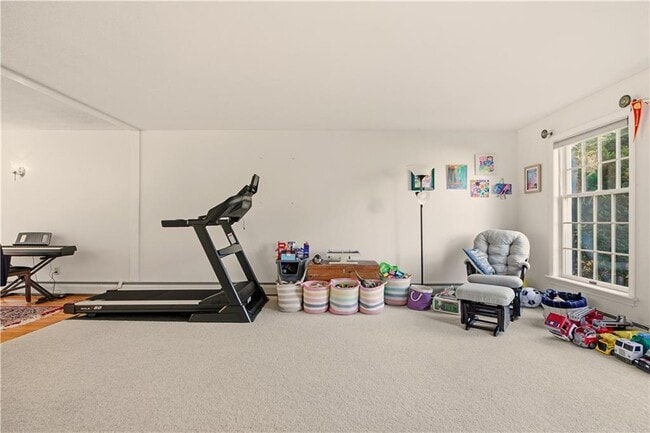 Photo - 141 Laurel Ridge Ln