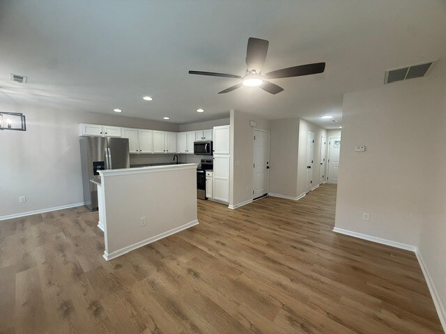 Photo - 116 Goldfinch Ave