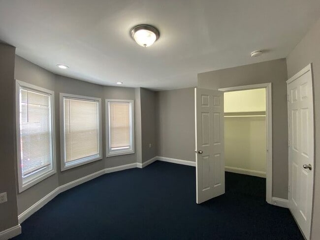 Photo - 3 Bedroom Semidetached home